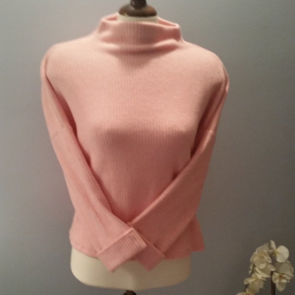 Soft pink funnel neck sweater NWOT